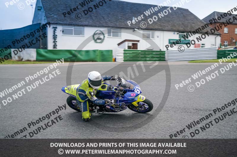 enduro digital images;event digital images;eventdigitalimages;mallory park;mallory park photographs;mallory park trackday;mallory park trackday photographs;no limits trackdays;peter wileman photography;racing digital images;trackday digital images;trackday photos